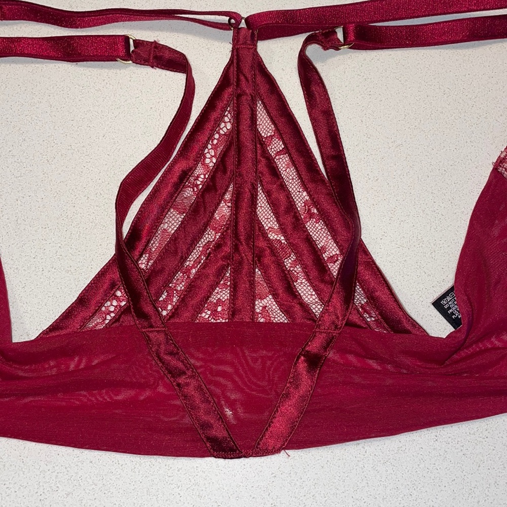 Victoria Secret lace bra - Picture 5 of 6